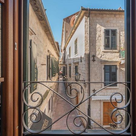 Sasha Di Cattaro - Old Town Lux Apartment 외부 사진