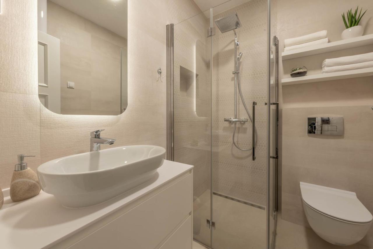 Sasha Di Cattaro - Old Town Lux Apartment 외부 사진